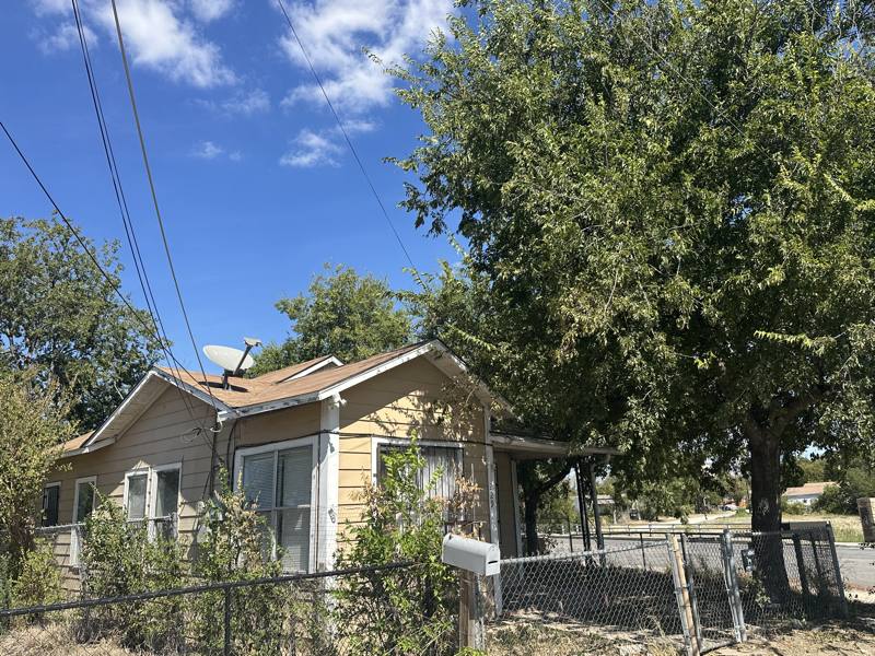 House for rent at 229 Grenet, San Antonio, TX 78207