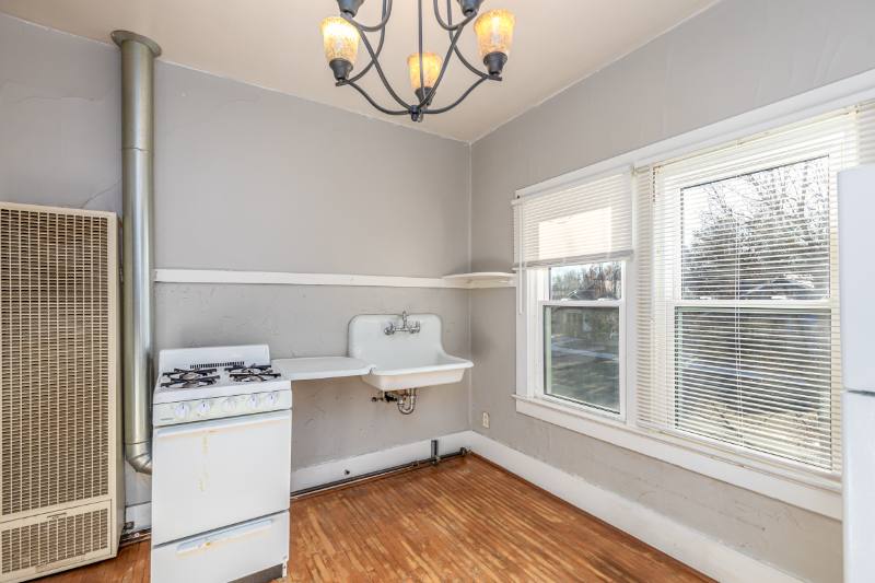 Apartment for rent at 129 Broadwater Ave #B, Billings, MT 59101