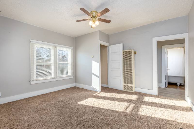 Apartment for rent at 129 Broadwater Ave #B, Billings, MT 59101