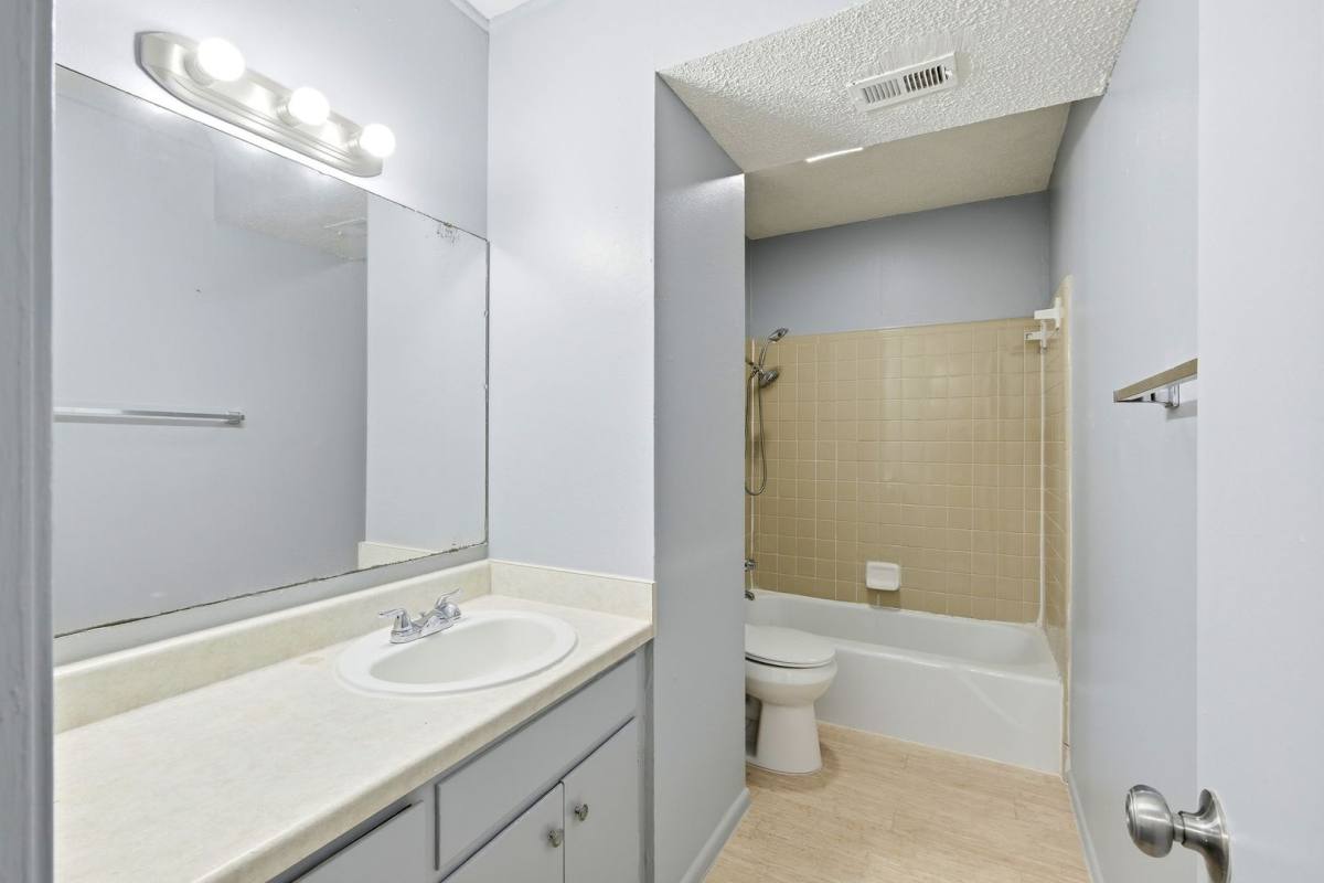 Apartment for rent at 2319 Greenfield Parkway, Austin, TX 78741