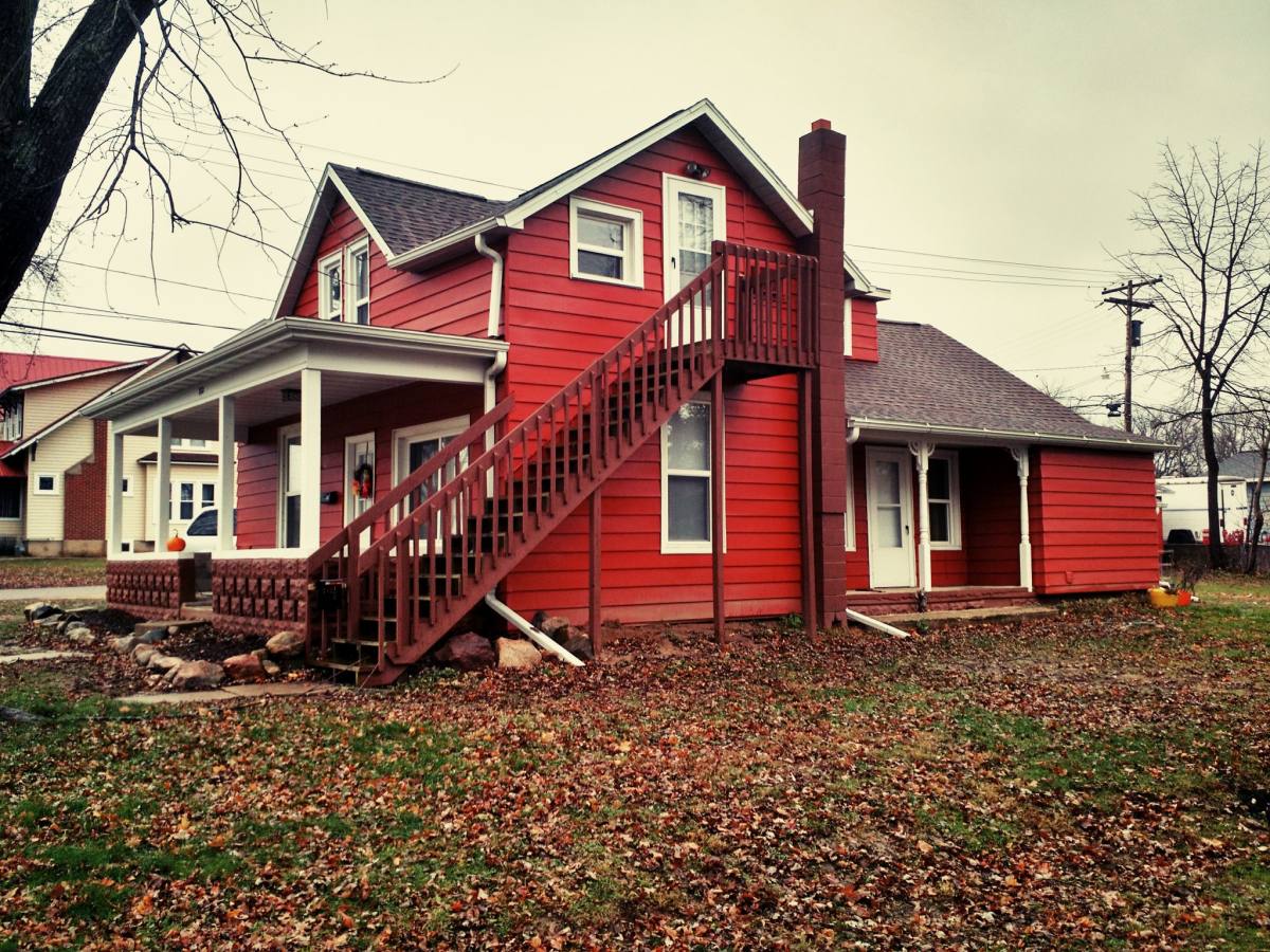 Apartment for rent at 712 1 2 Church St, Wisconsin Dells, WI 53965