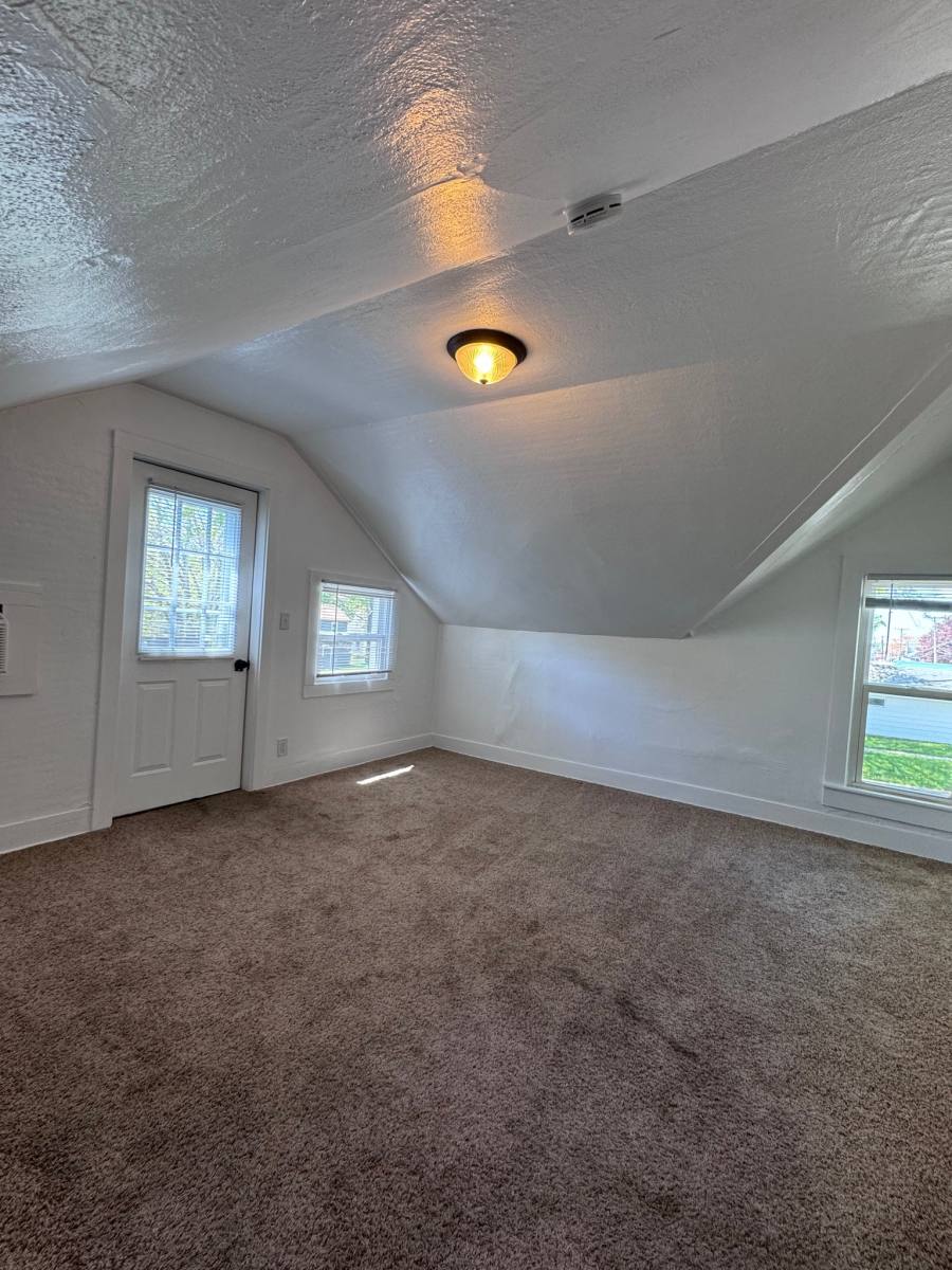 Apartment for rent at 712 1 2 Church St, Wisconsin Dells, WI 53965