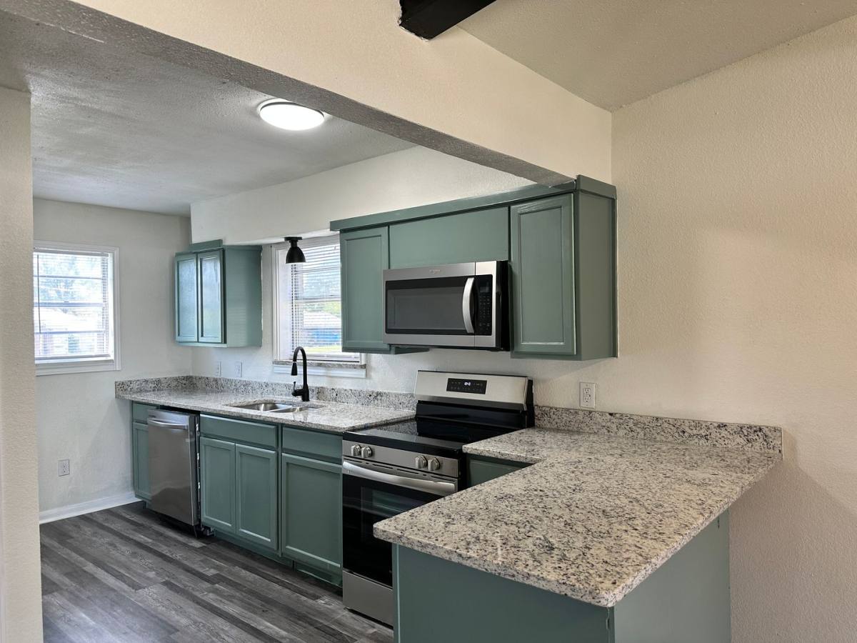 Apartment for rent at 400 Bill Bradford Rd, Sulphur Springs, TX 75482