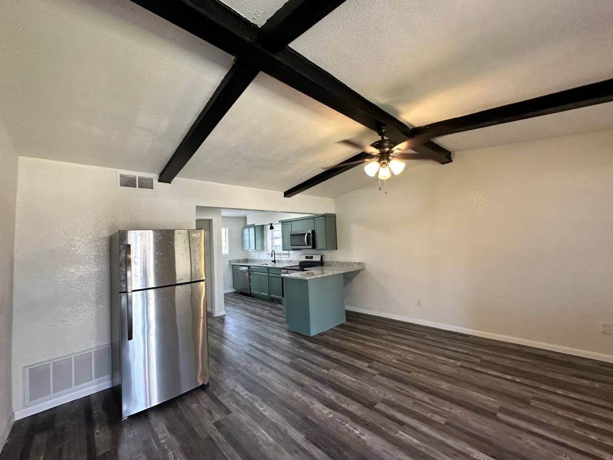 Apartment for rent at 400 Bill Bradford Rd, Sulphur Springs, TX 75482