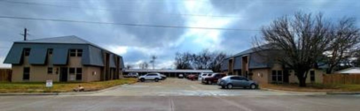Apartment for rent at 400 Bill Bradford Rd, Sulphur Springs, TX 75482