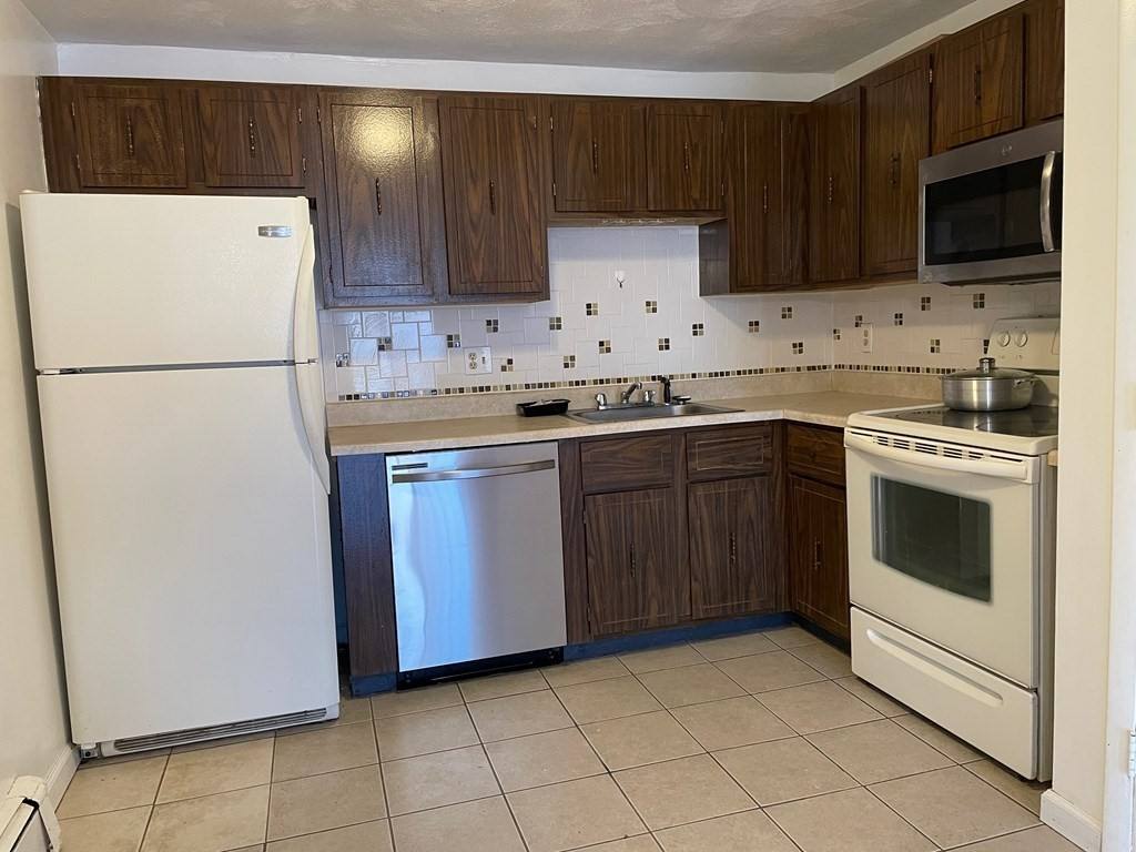 Apartment for rent at 141 Pierce St #22, Malden, MA 02148