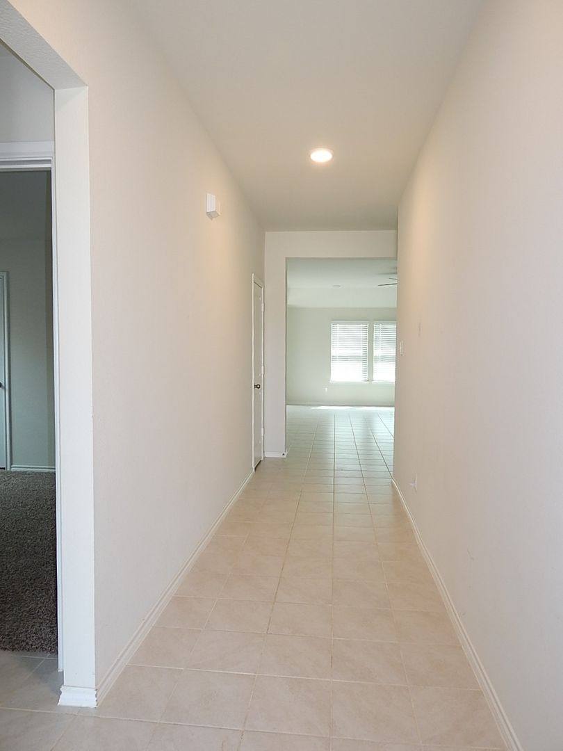House for rent at 1901 Princeton Ave, Farmersville, TX 75442