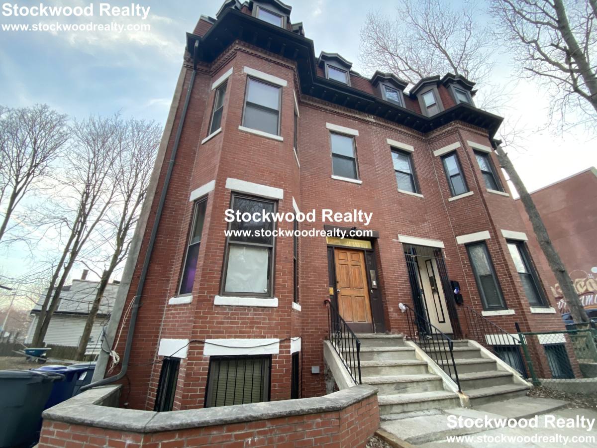 Apartment for rent at 96 Marcella St #B, Roxbury, MA 02119