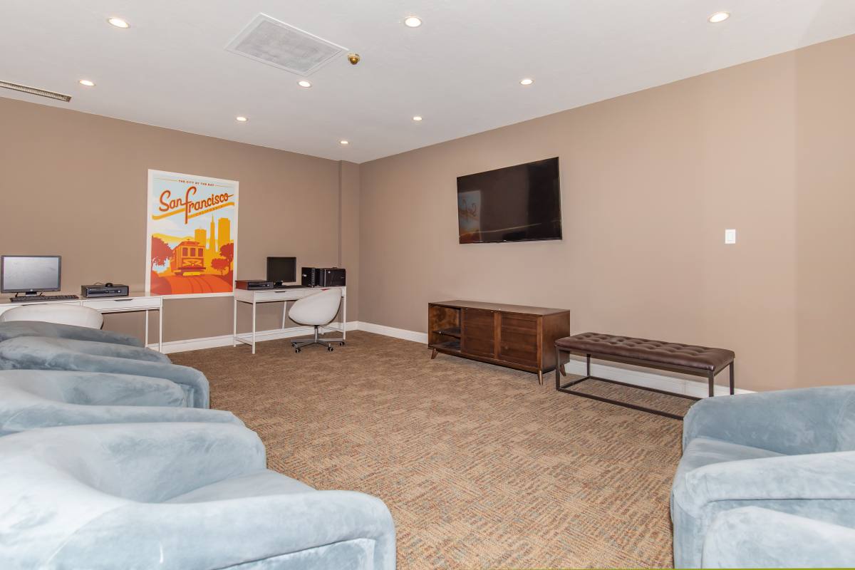 Apartment for rent at 1825 Mission St, San Francisco, CA 94103