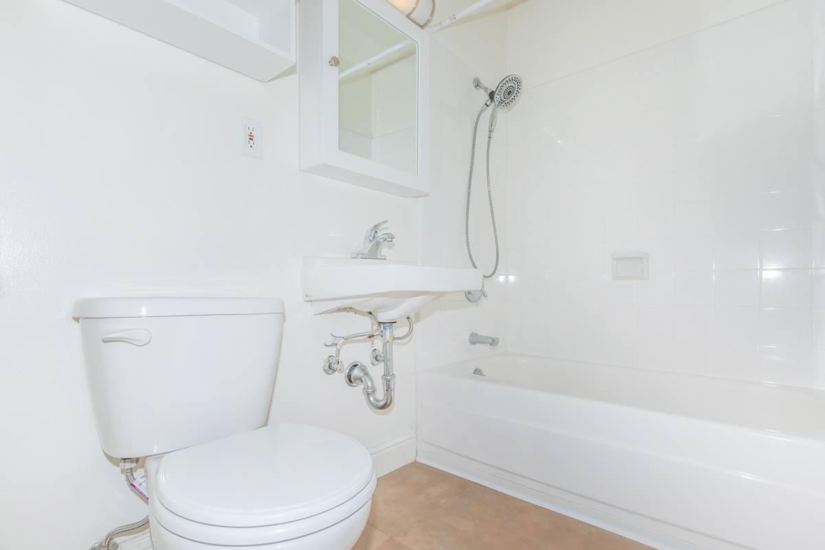 Apartment for rent at 1825 Mission St, San Francisco, CA 94103