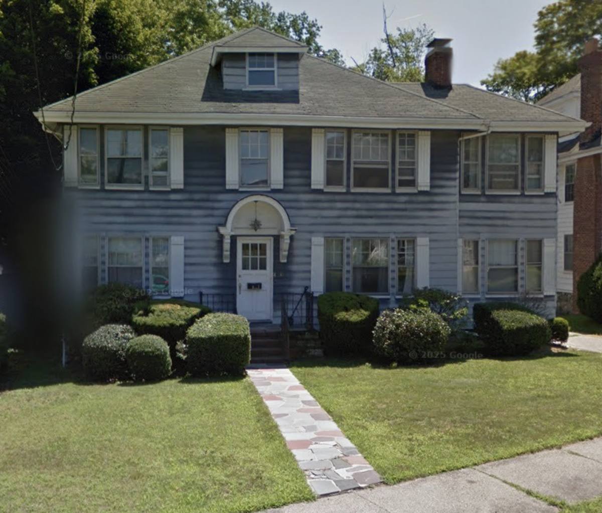 Apartment for rent at 10 Hammondswood Rd, Chestnut Hill, MA 02467