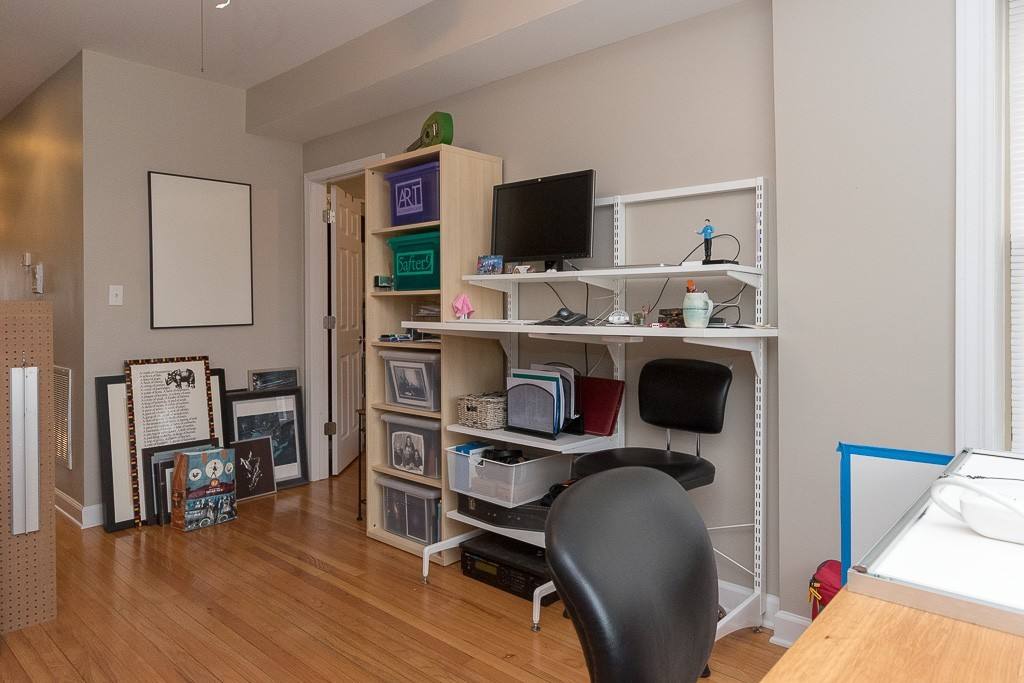 Apartment for rent at 5208 Sawyer #8Q, Chicago, IL 60625
