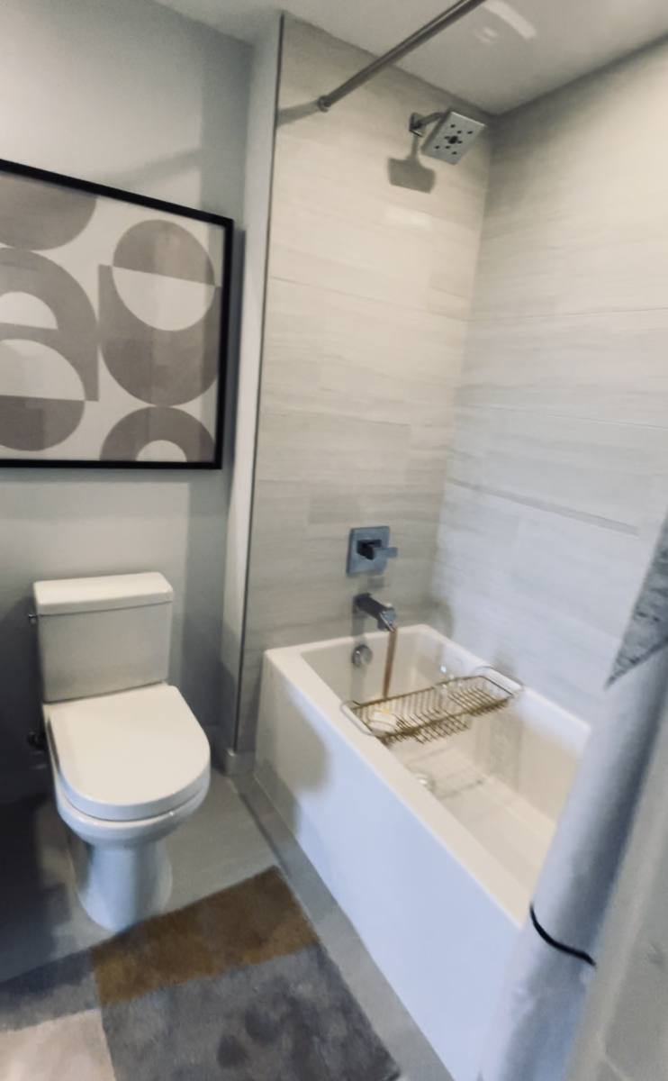 Apartment for rent at 846 E 30th St #706, Hialeah, FL 33013