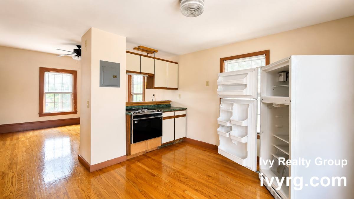 Apartment for rent at 45 Nashua St #2, Woburn, MA 01801