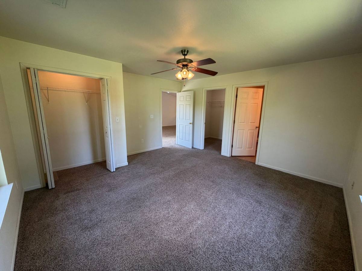 Apartment for rent at 20944 Honest Lane, Saint Robert, MO 65584