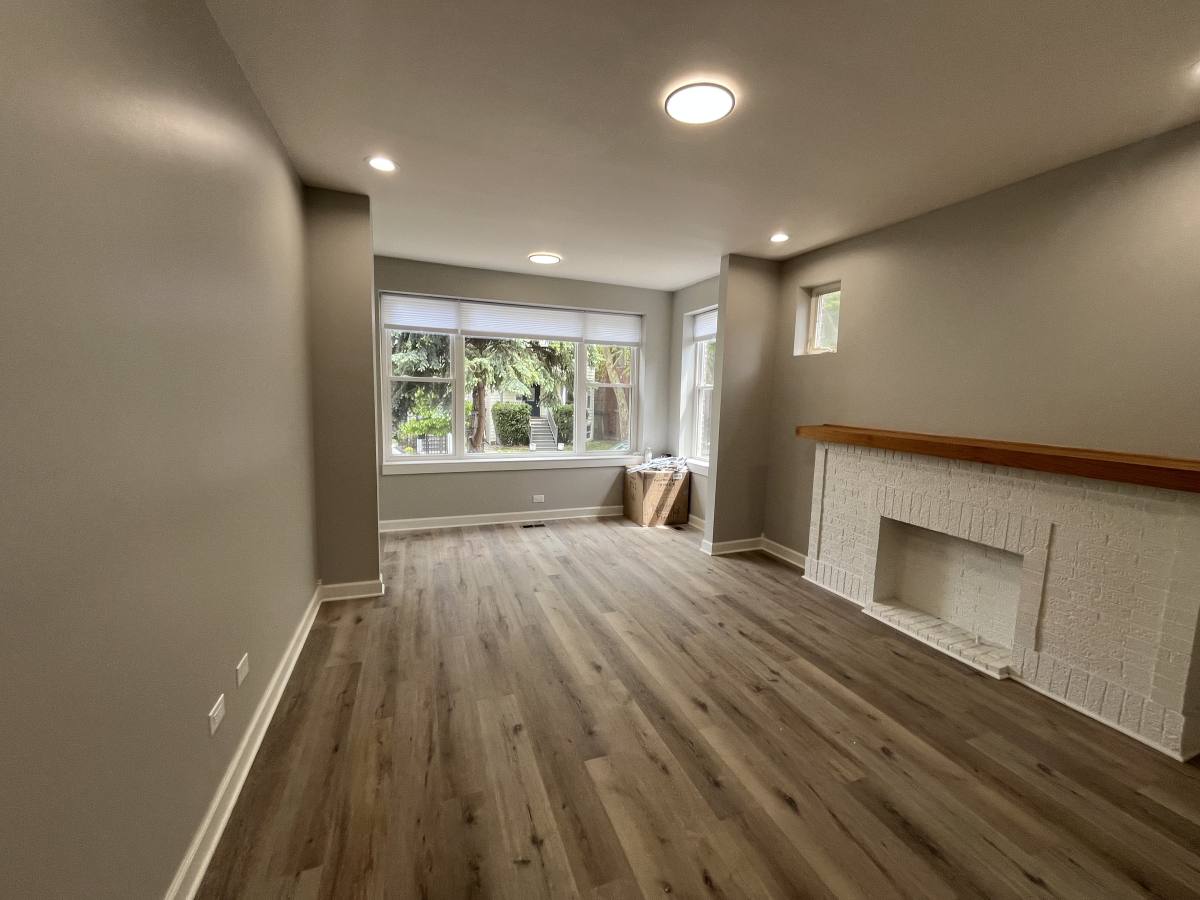 House for rent at 4048 N Richmond St #1, Chicago, IL 60618