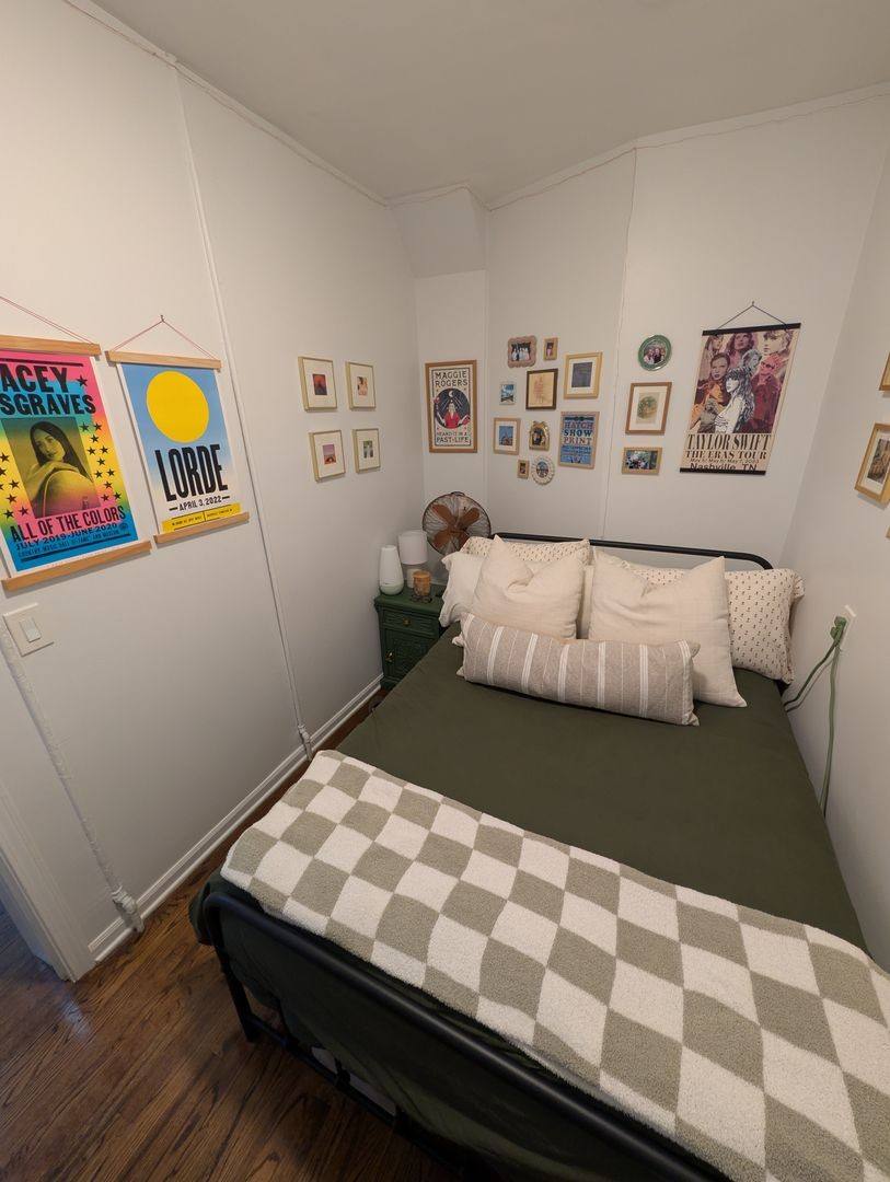 Apartment for rent at 2522 W Cortland St #1R, Chicago, IL 60647