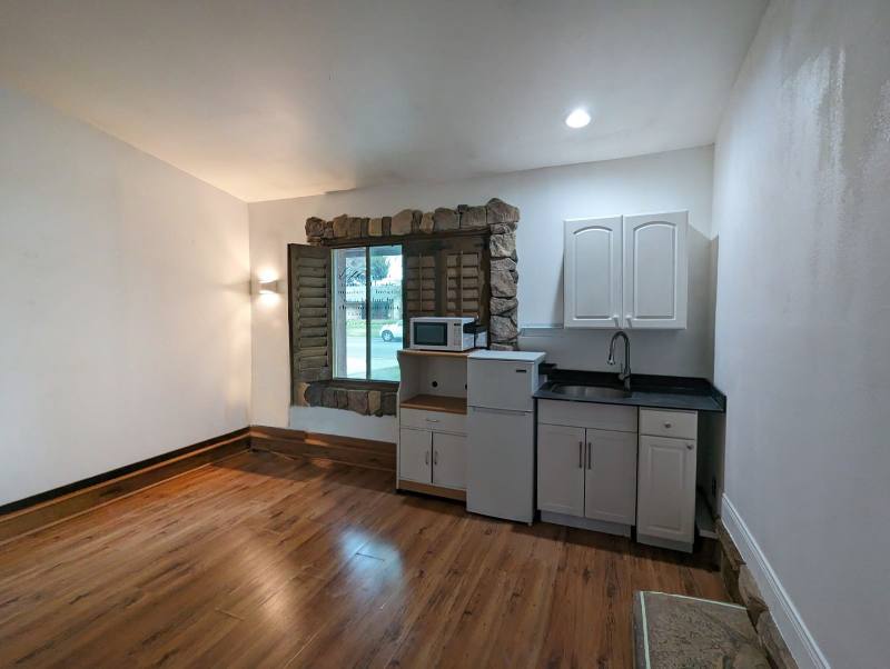 House for rent at 13690 Jurupa Ave Westward Dr #2 U, Fontana, CA 92337