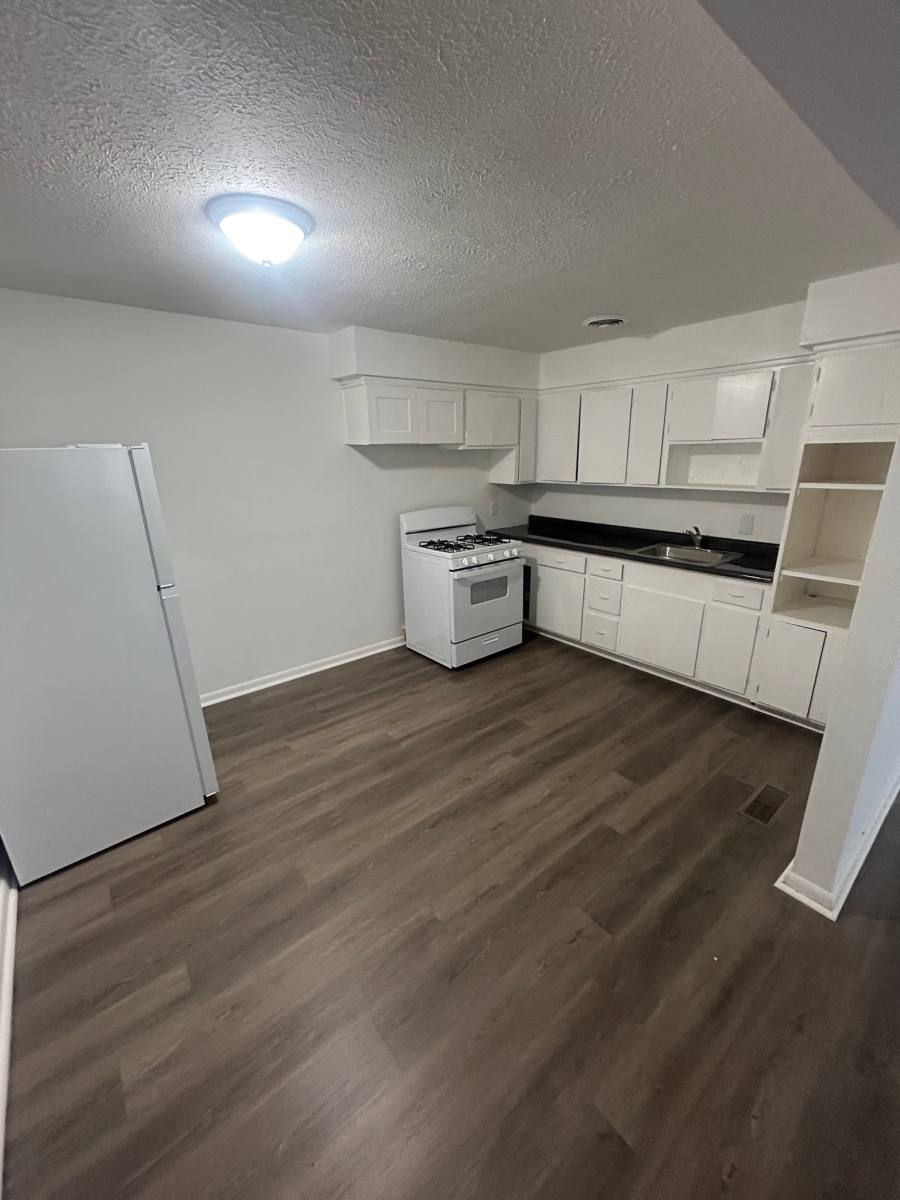 Apartment for rent at 33100 Aurora Rd #5, Solon, OH 44139