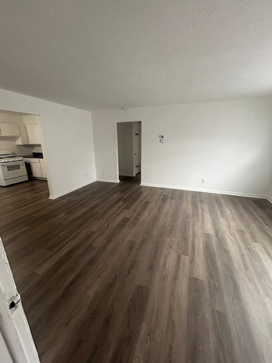 Apartment for rent at 33100 Aurora Rd #5, Solon, OH 44139
