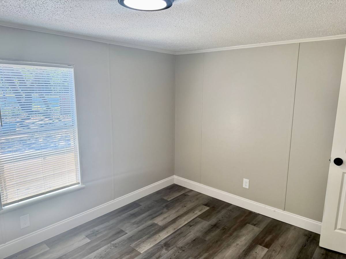 Apartment for rent at 7213 N Harney Rd, Tampa, FL 33617