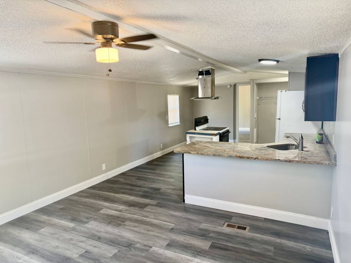 Apartment for rent at 7213 N Harney Rd, Tampa, FL 33617