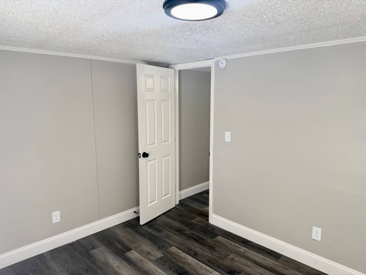 Apartment for rent at 7213 N Harney Rd, Tampa, FL 33617