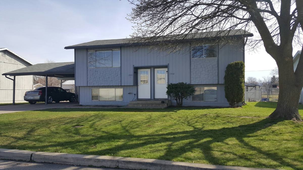 Apartment for rent at 1306-1308 N Stout Rd, Spokane, WA 99206