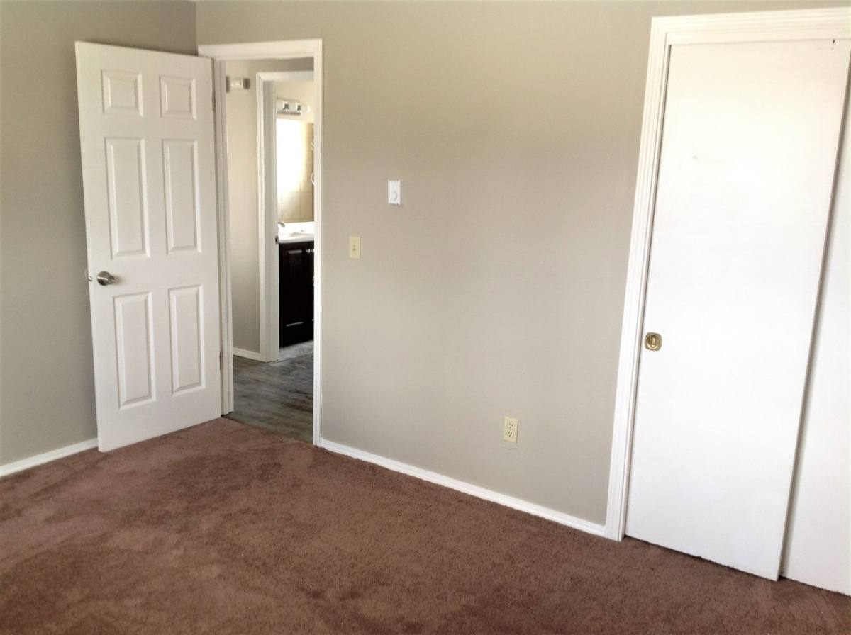 Apartment for rent at 1306-1308 N Stout Rd, Spokane, WA 99206