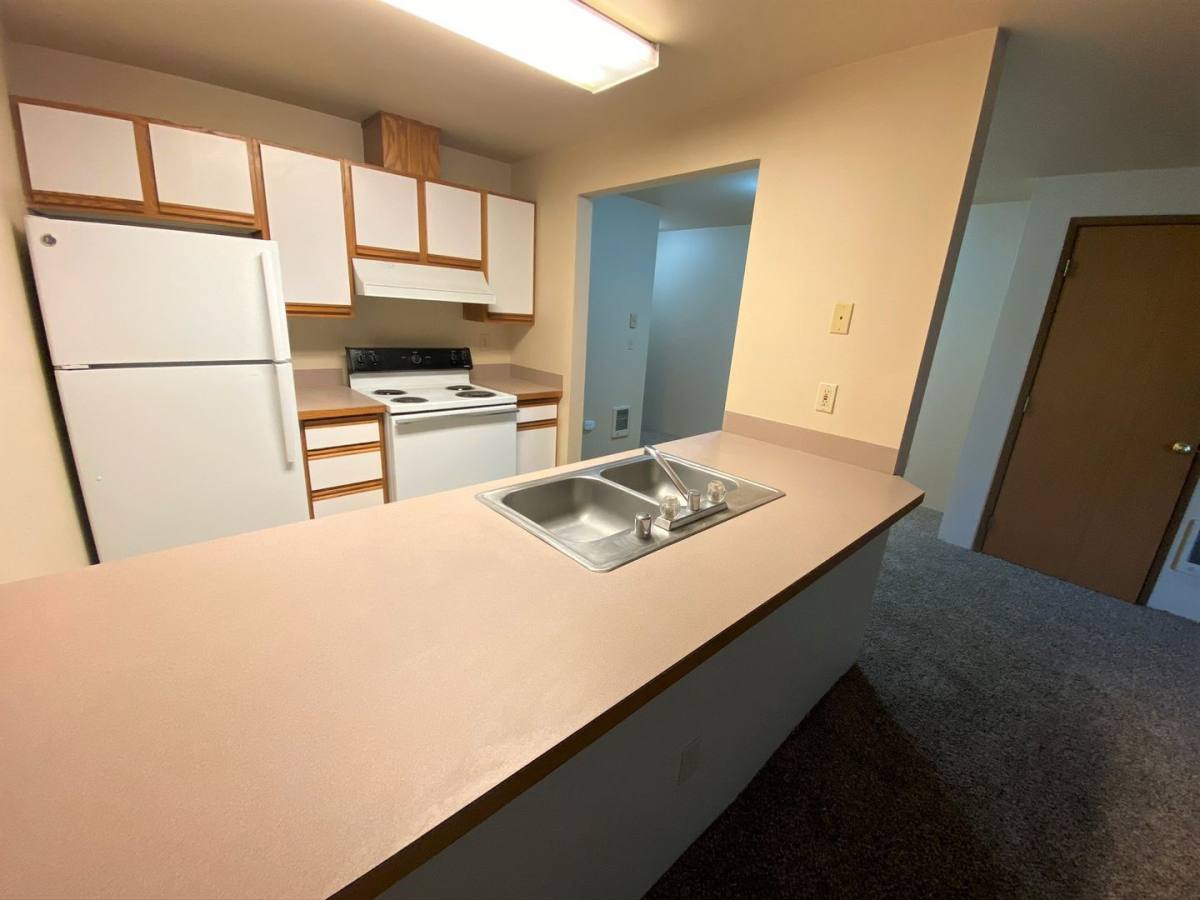 Apartment for rent at 806 E Juniper Ave, Ellensburg, WA 98926