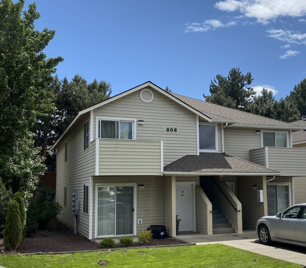 Apartment for rent at 806 E Juniper Ave, Ellensburg, WA 98926