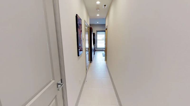 Apartment for rent at 918 4th Ave #302, Huntington, WV 25701