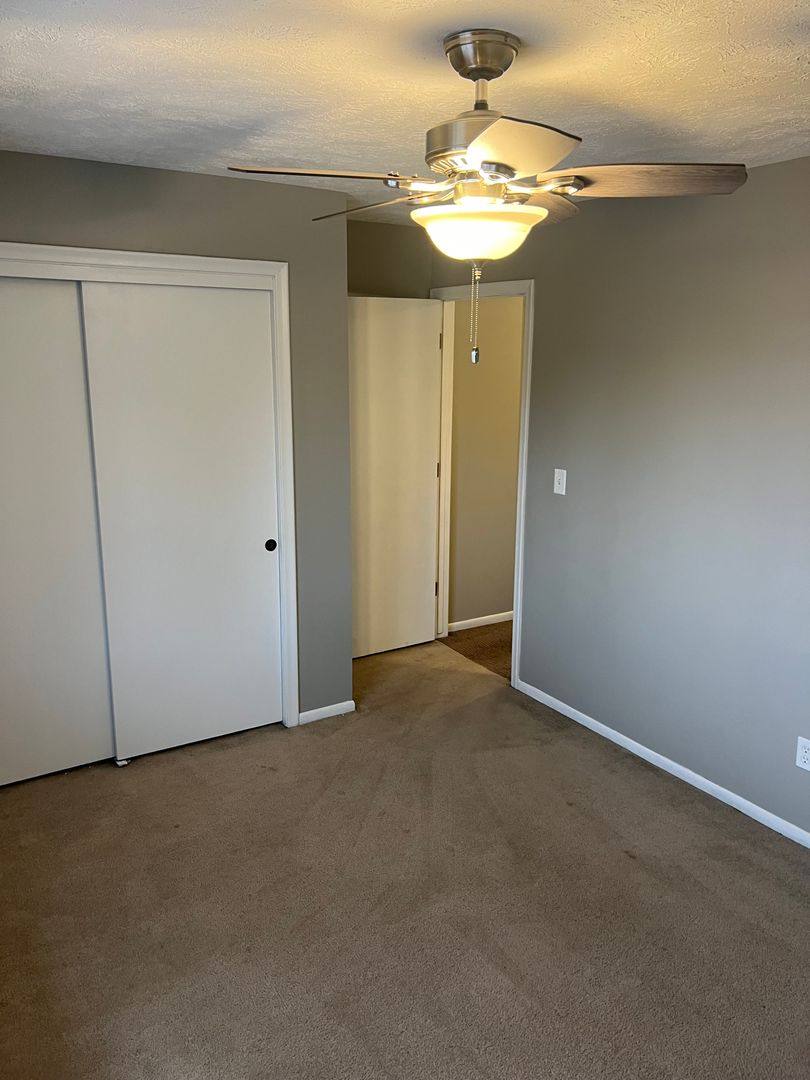 Apartment for rent at 5132 Poppleton Ave, Omaha, NE 68106