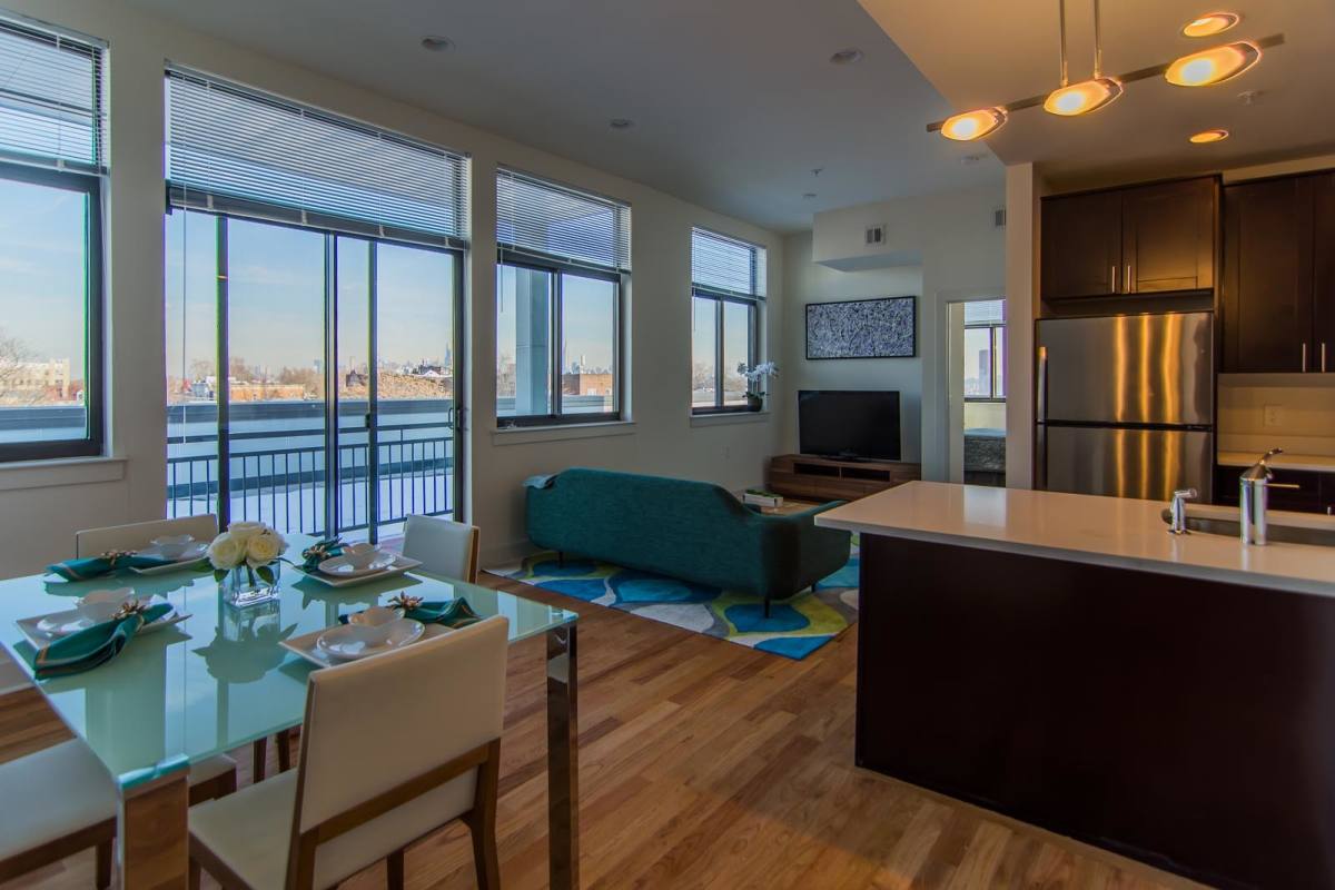 Apartment for rent at 136 Oakland Ave, Jersey City, NJ 07306