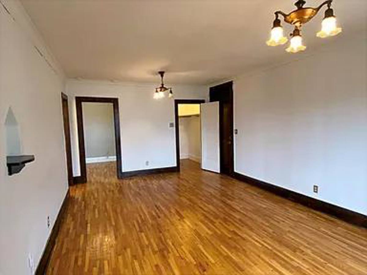 Apartment for rent at 231 Dayton Ave, Saint Paul, MN 55102