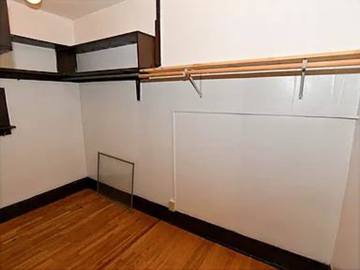 Apartment for rent at 231 Dayton Ave, Saint Paul, MN 55102