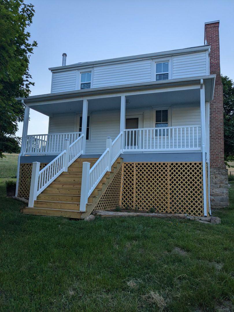House for rent at 613 Union Run, Lexington, VA 24450