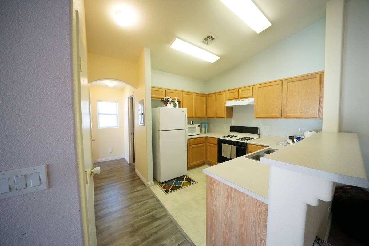 Townhouse for rent at 5465 Jackpot Winner Lane, Las Vegas, NV 89122