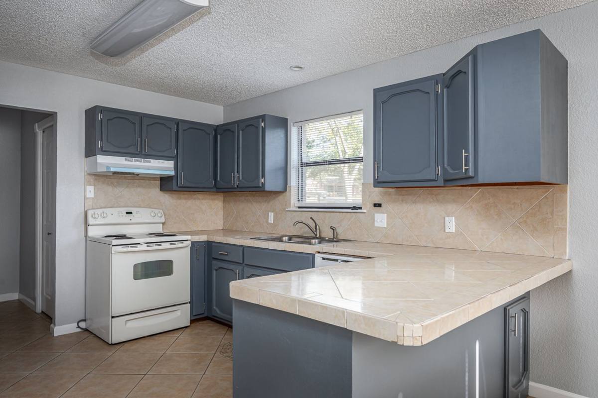House for rent at 210 Warbonnet Trail, Del Rio, TX 78840