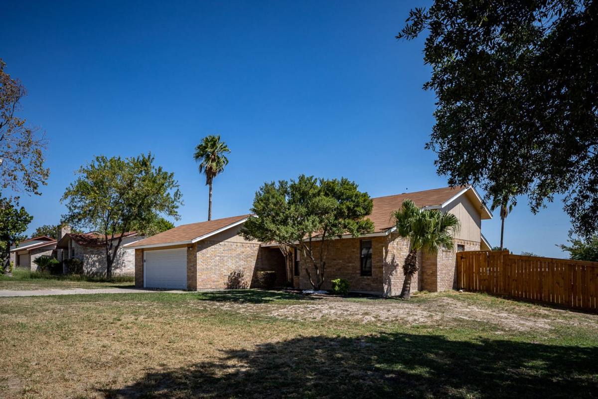 House for rent at 210 Warbonnet Trail, Del Rio, TX 78840