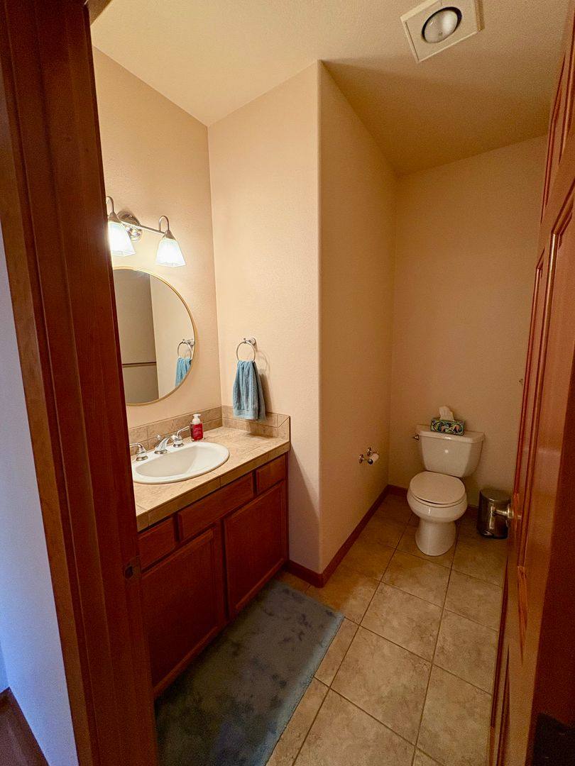 House for rent at 431 Stanford Ave, Medford, OR 97504
