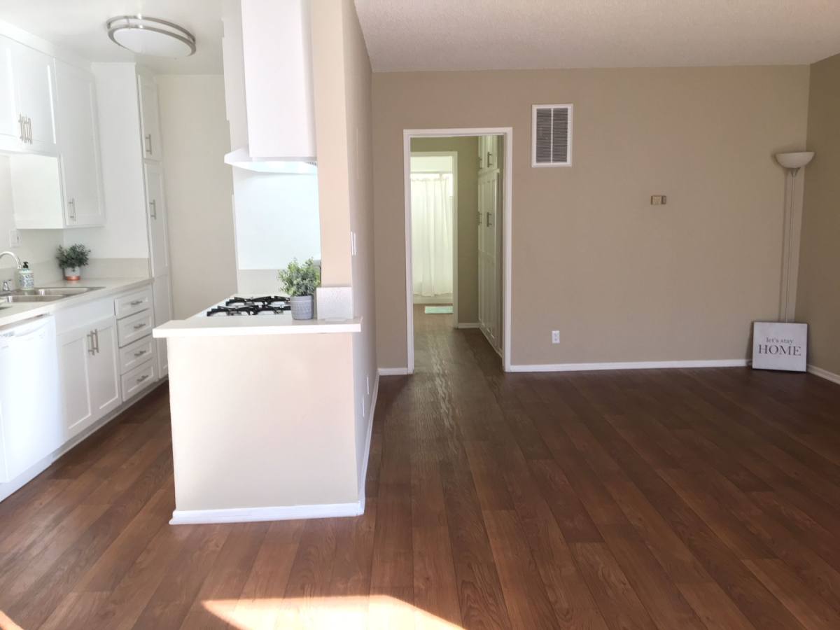 Apartment for rent at 14600 Magnolia Blvd, Sherman Oaks, CA 91403