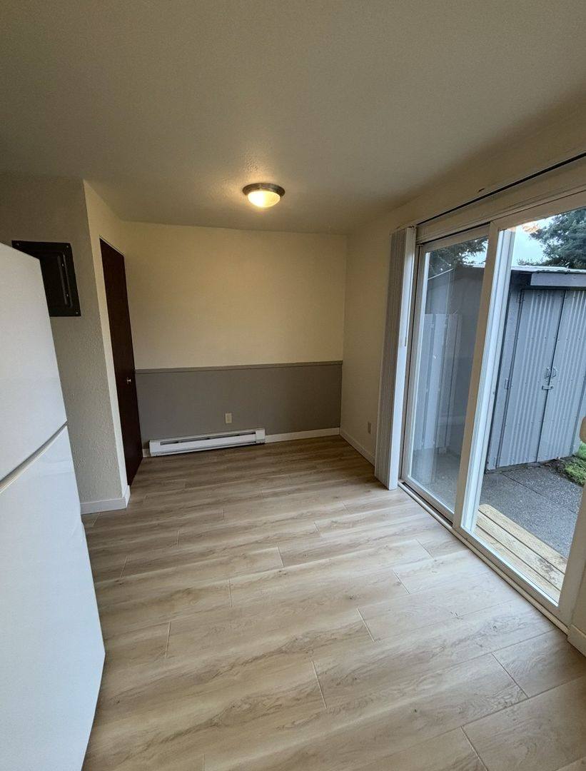 Apartment for rent at 211-221 Maple St, Lynden, WA 98264