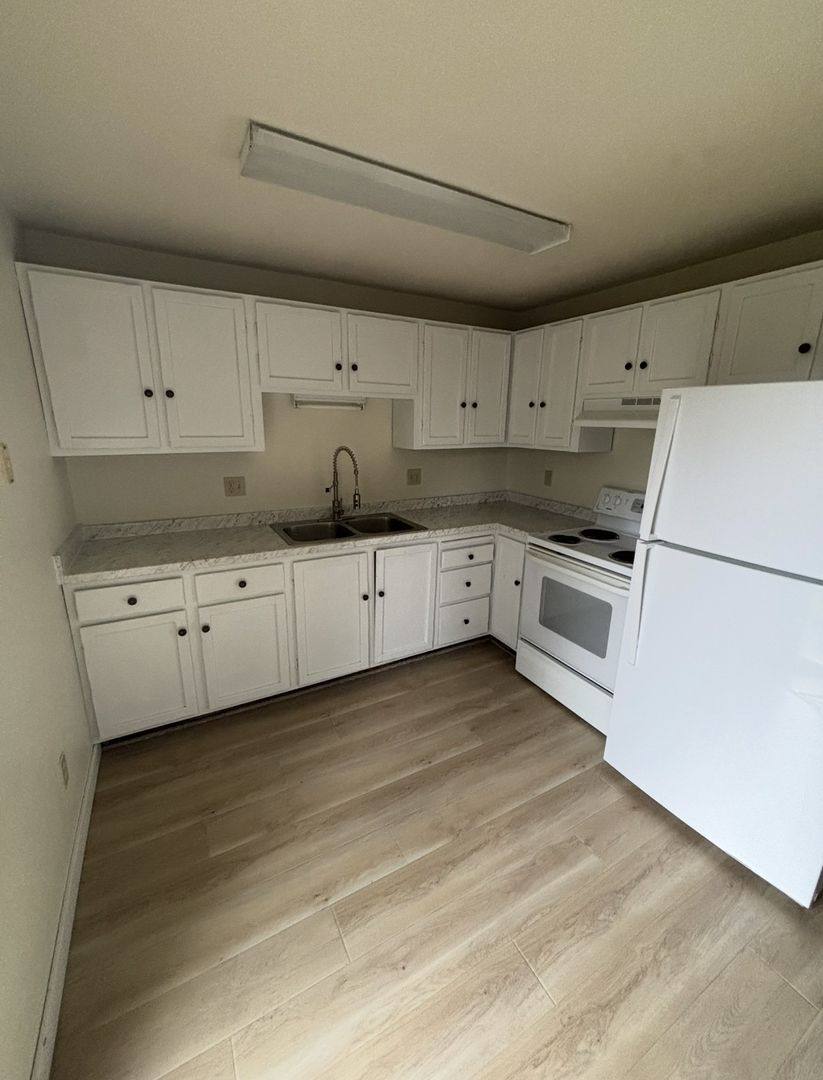 Apartment for rent at 211-221 Maple St, Lynden, WA 98264