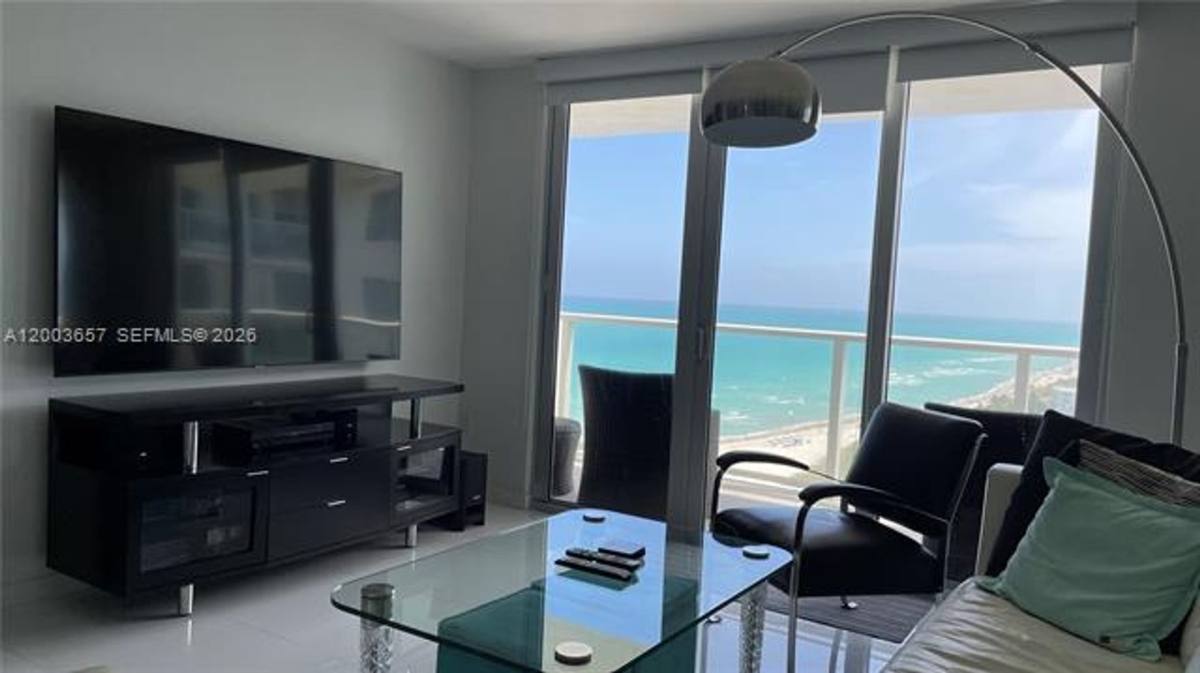 Apartment for rent at 5701 Collins Ave, Miami Beach, FL 33140
