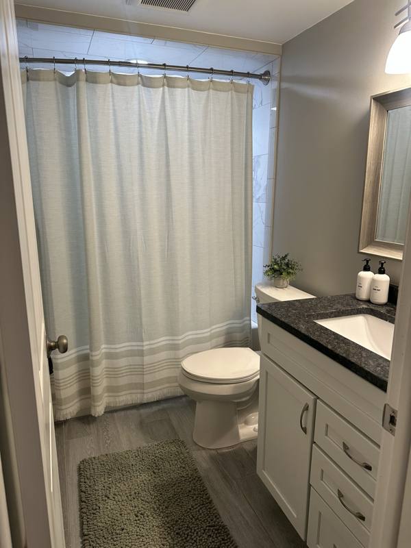 Apartment for rent at 270 E Thirteen Mile Rd #34, Madison Heights, MI 48071