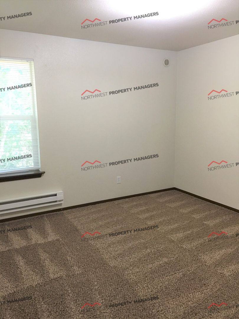 Apartment for rent at 302 S St, Centralia, WA 98531
