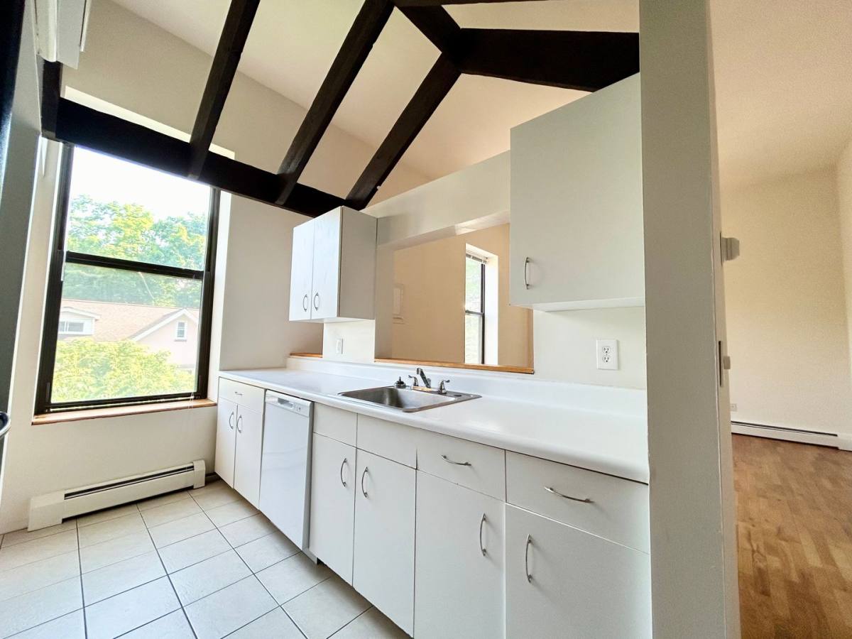 Apartment for rent at 113 Mill St, Poughkeepsie, NY 12601