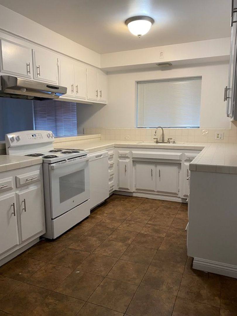 Apartment for rent at 503 Fairview Ave, Arcadia, CA 91007