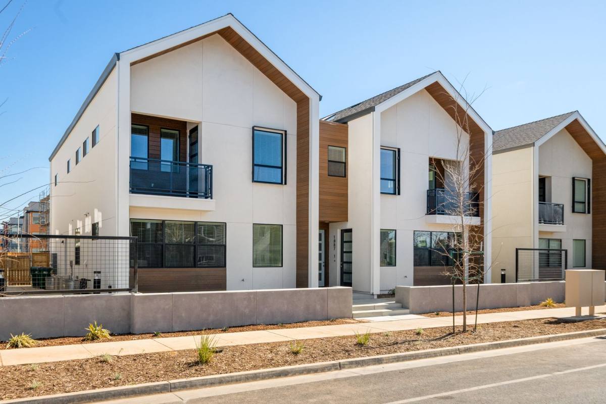 Townhouse for rent at 1885 Notre Dame Blvd, Chico, CA 95928